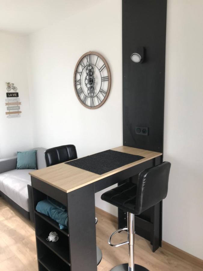 Logement T2-Rue-Maisonnette Sncf-엉부와스 외부 사진